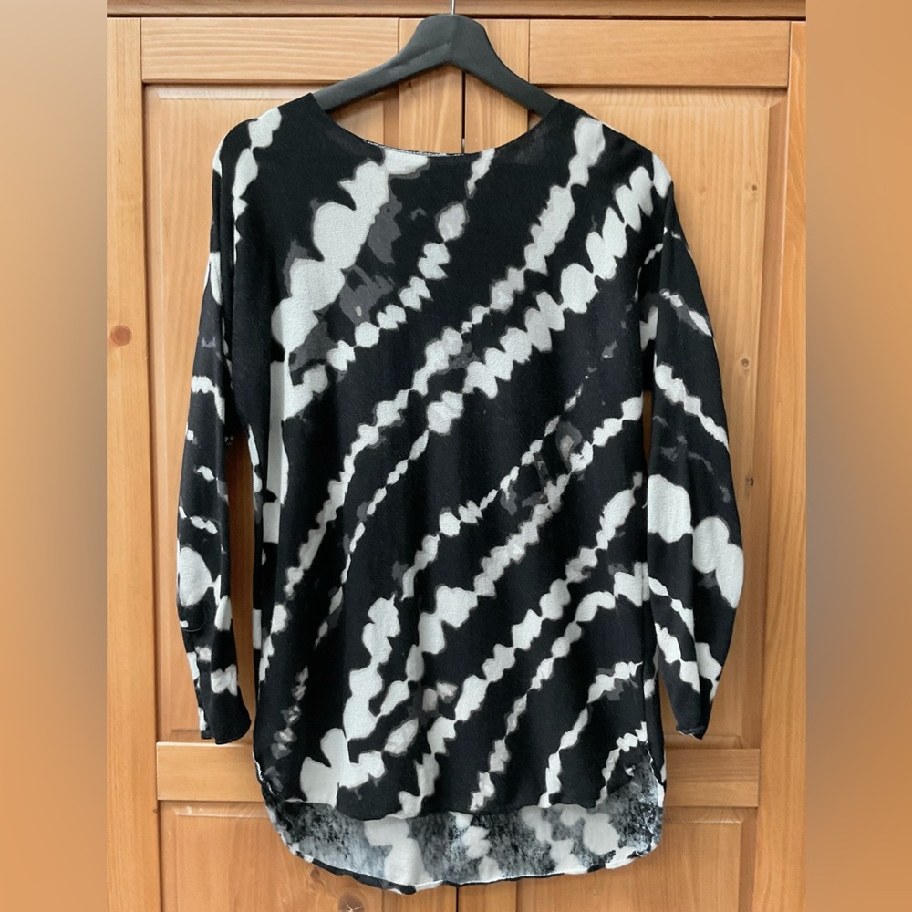 INC Sweater - Abstact pattern with Faux Distressed edges